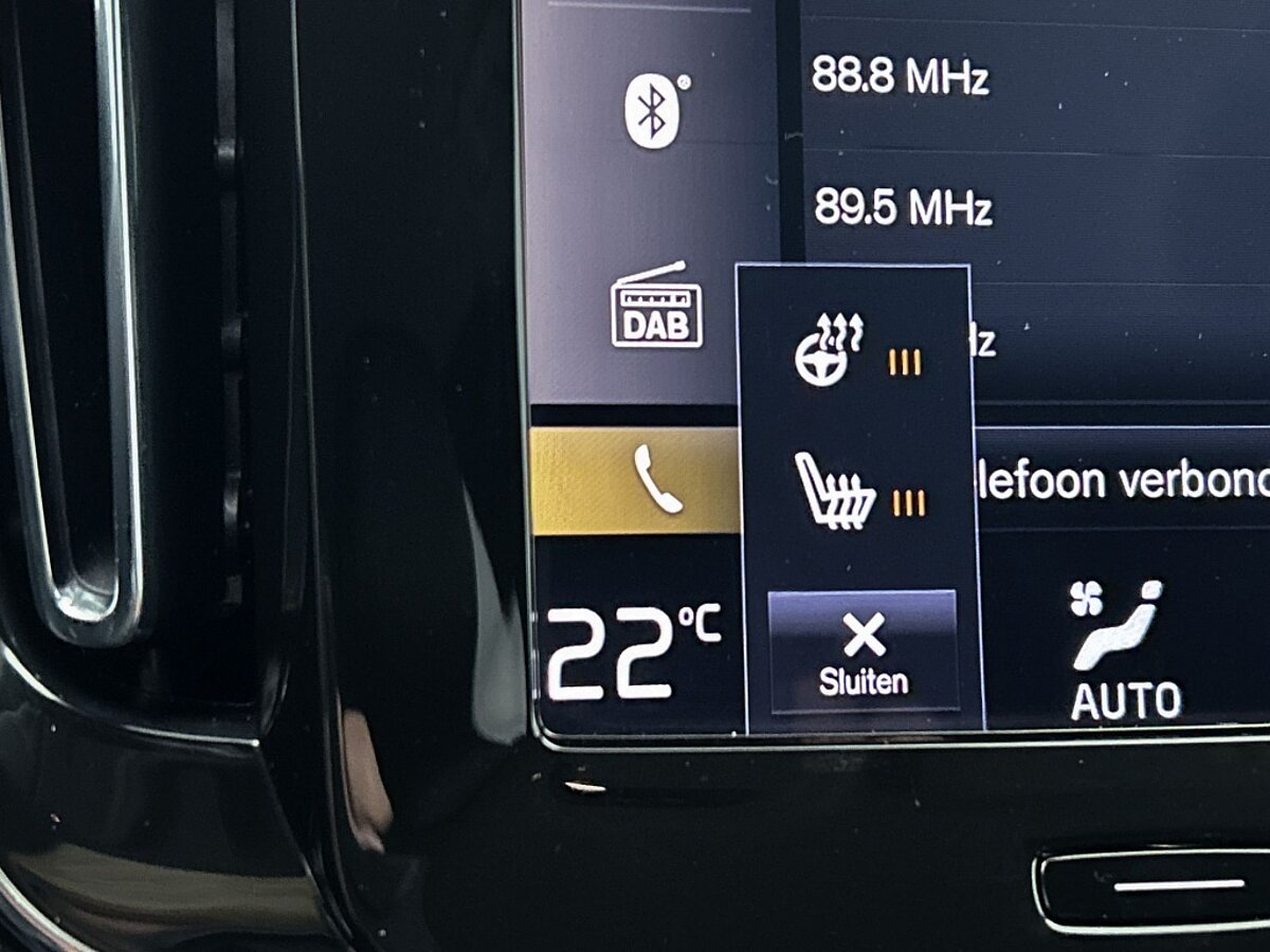 44407023 volvo xc40 1 5 t4 recharge inscription trekhaak achteruitrijcamera 1b4049