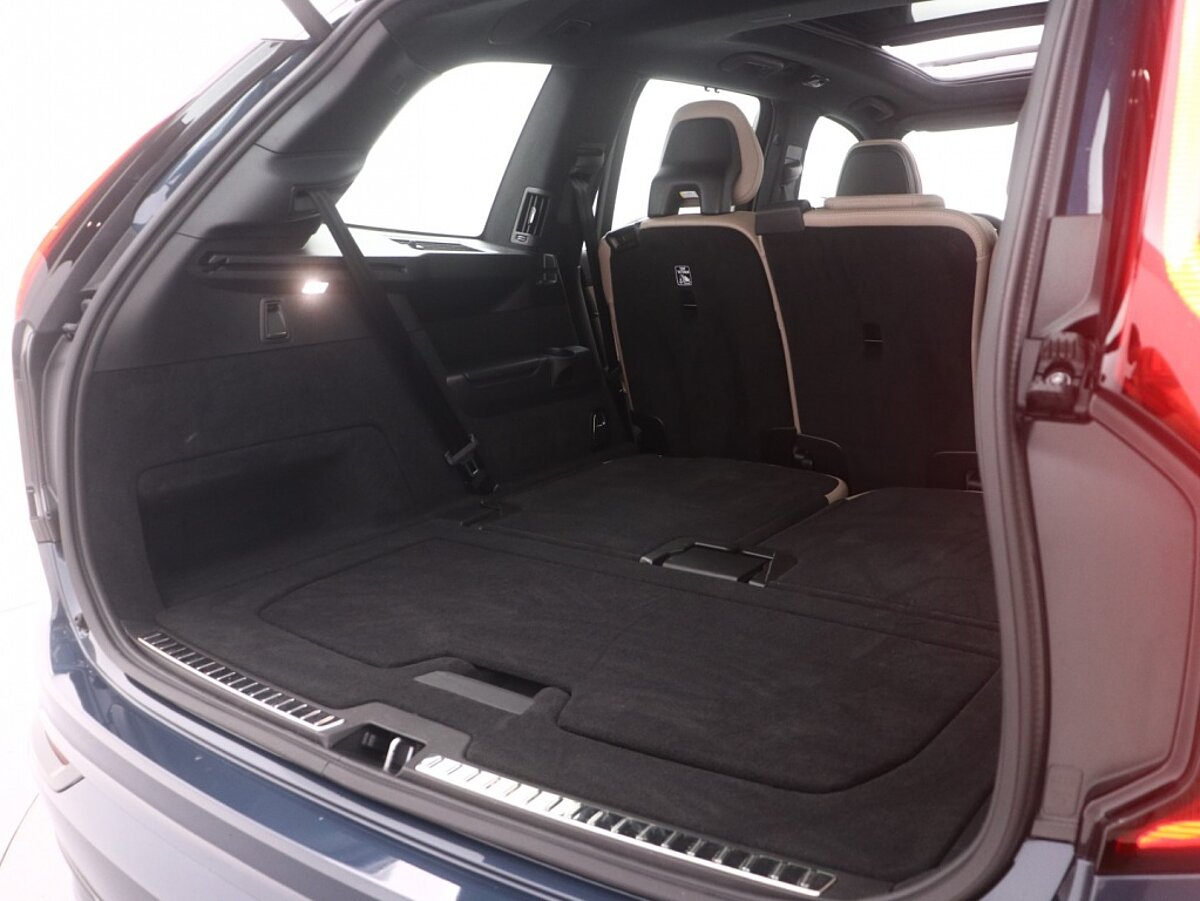 47021368 volvo xc90 t8 plug in awd ultra dark luchtvering trekhaak massagestoe cd7887
