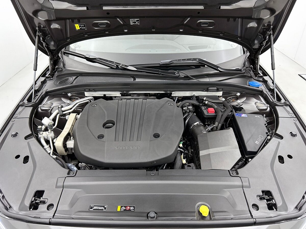 48303020 volvo v90 2 0 b4 inscription trekhaak leder panorama dak blis he 03