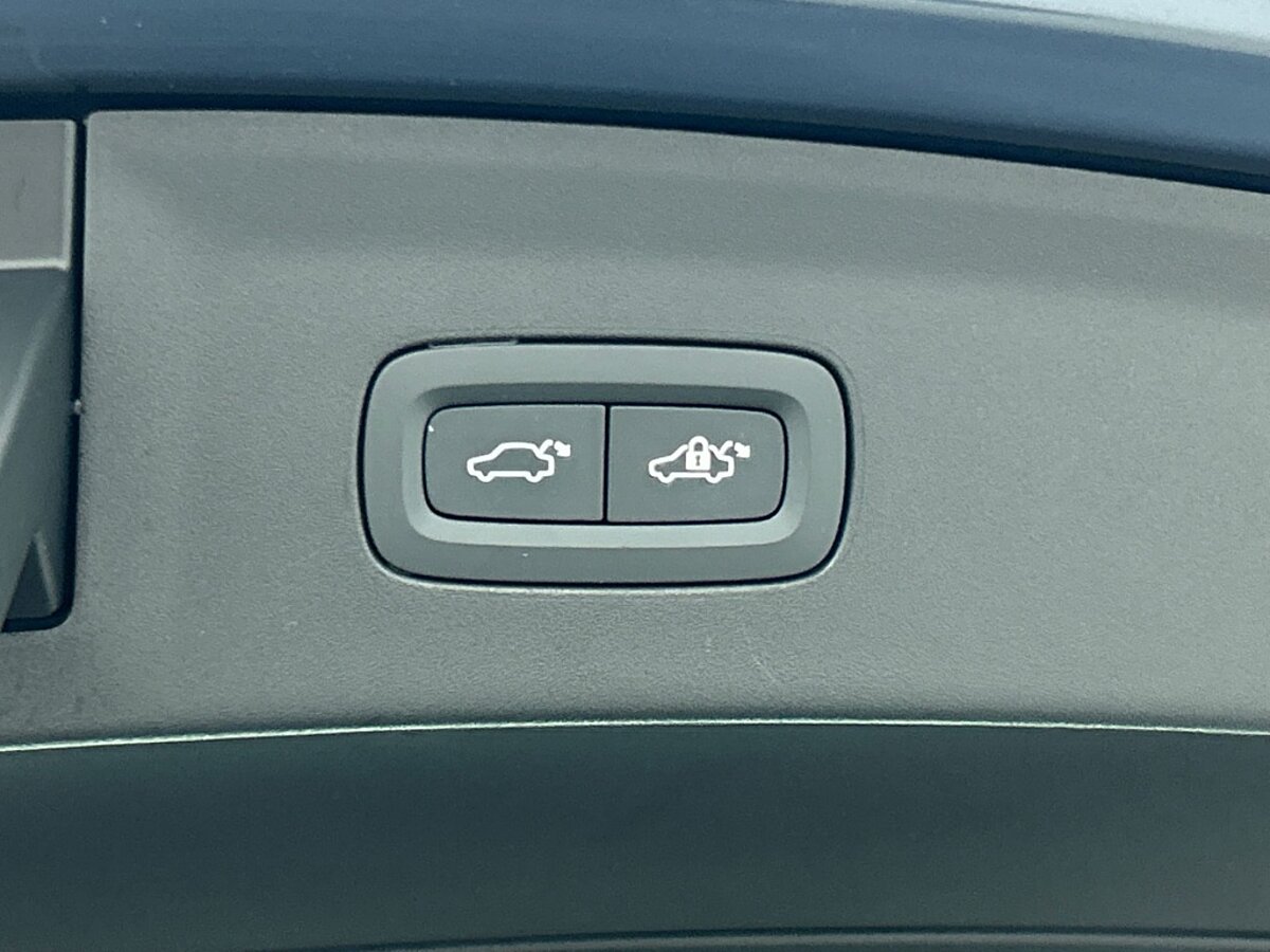 49559837 polestar 2 lrsm 82kwh pilot trekhaak 55