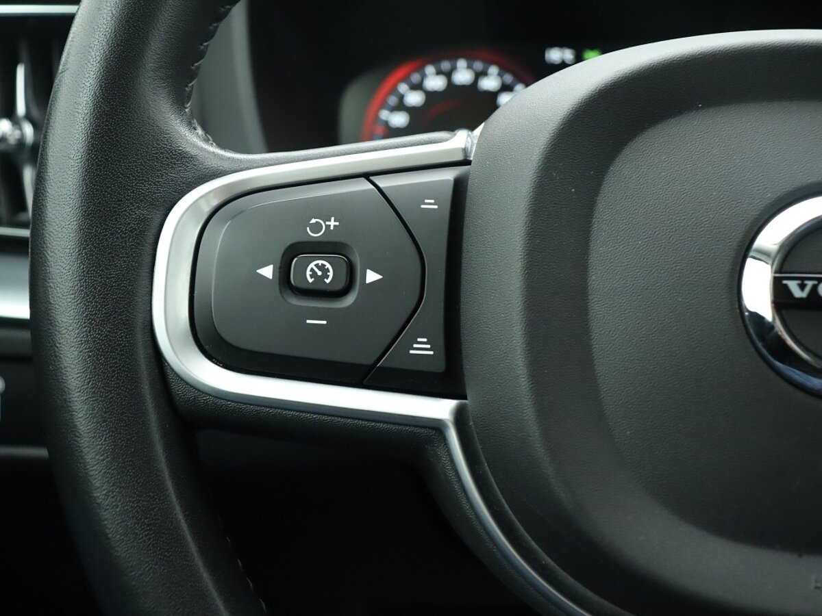 36146602 volvo xc60 2 0 t5 momentum d71f11