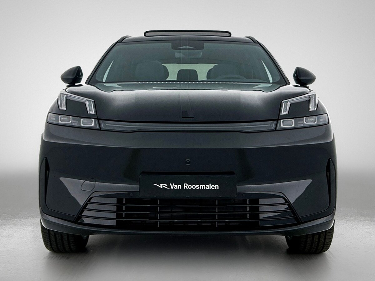 47120059 lynk co 08 1 5 more 345 pk 200km phev full option dealer demo 5