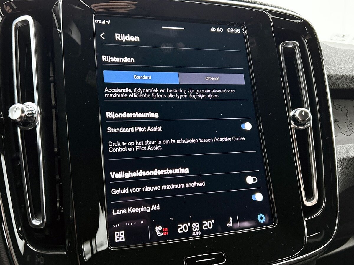 47458846 volvo xc40 extended plus 82 kwh 03