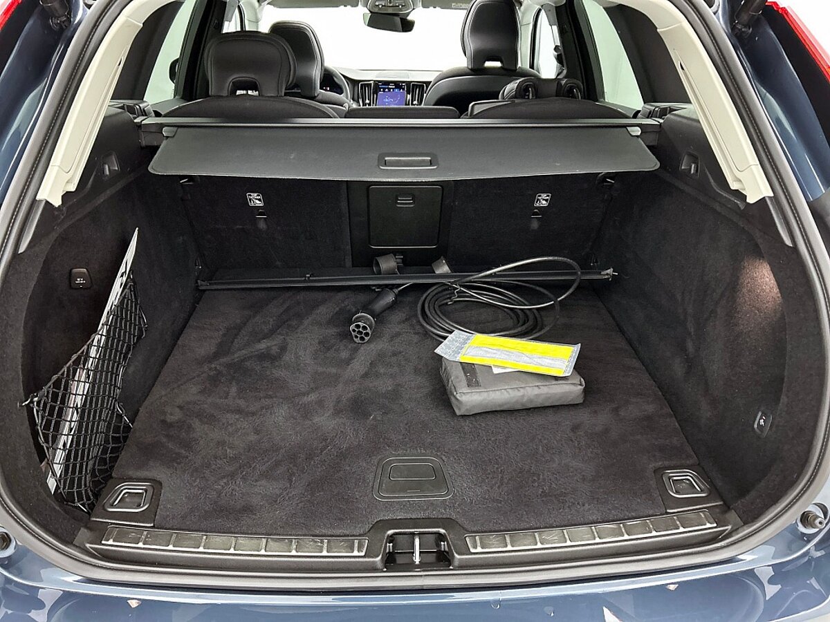 49424857 volvo xc60 2 0 t6 plug in hybrid awd inscription 76