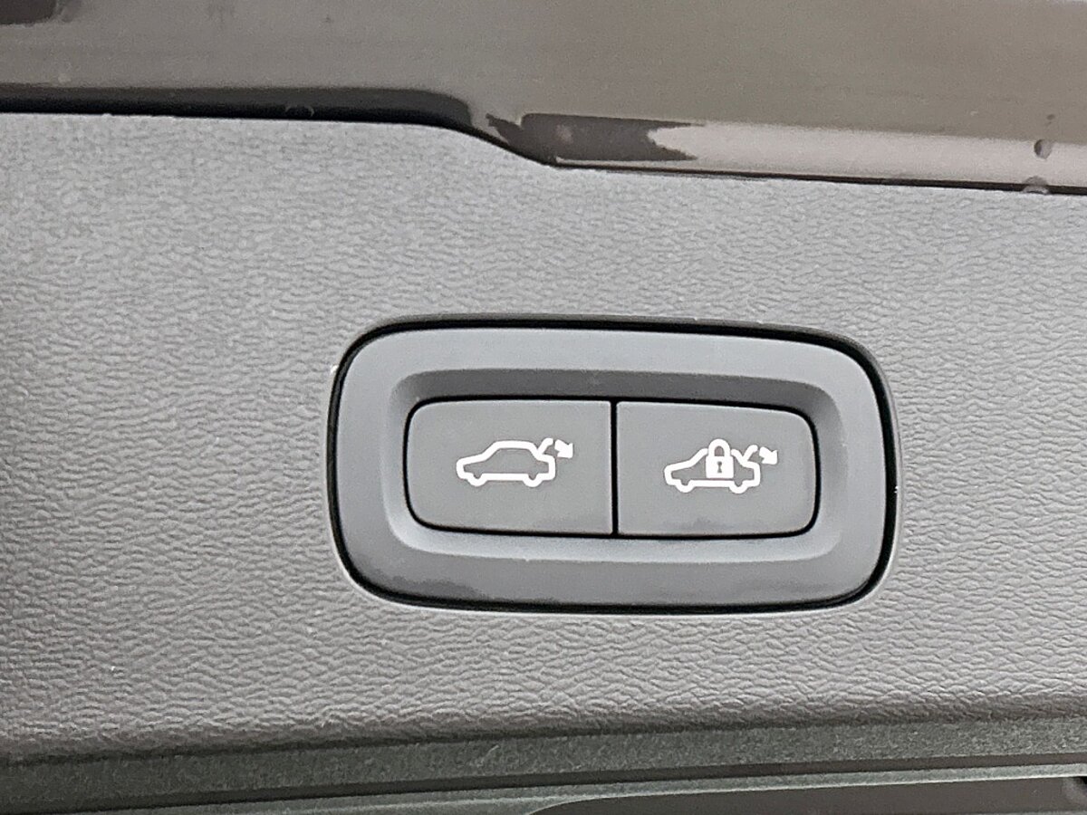 49847910 volvo v60 2 0 t6 awd plus dark harman kardon voorruitverw sportstoe 44