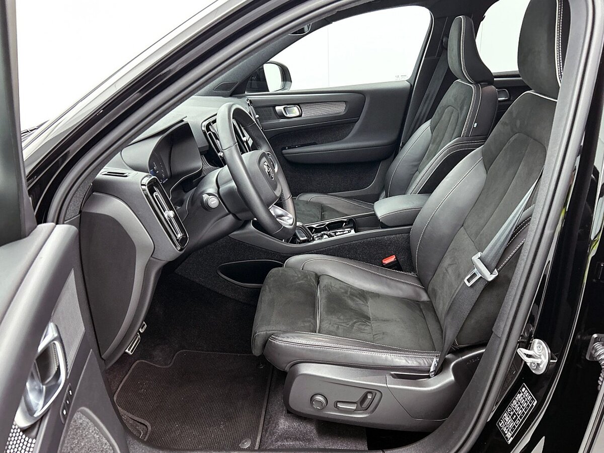 45916109 volvo xc40 1 5 t4 recharge r design 360ao camera panoramadak trekhaak 02