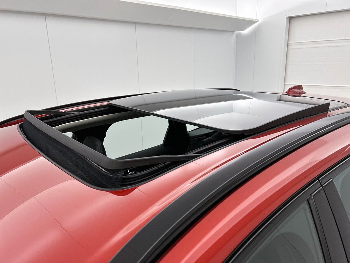 47588242 volvo xc60 2 0 t6 plug in hybrid awd ultimate dark 360 camera adative 2aac78