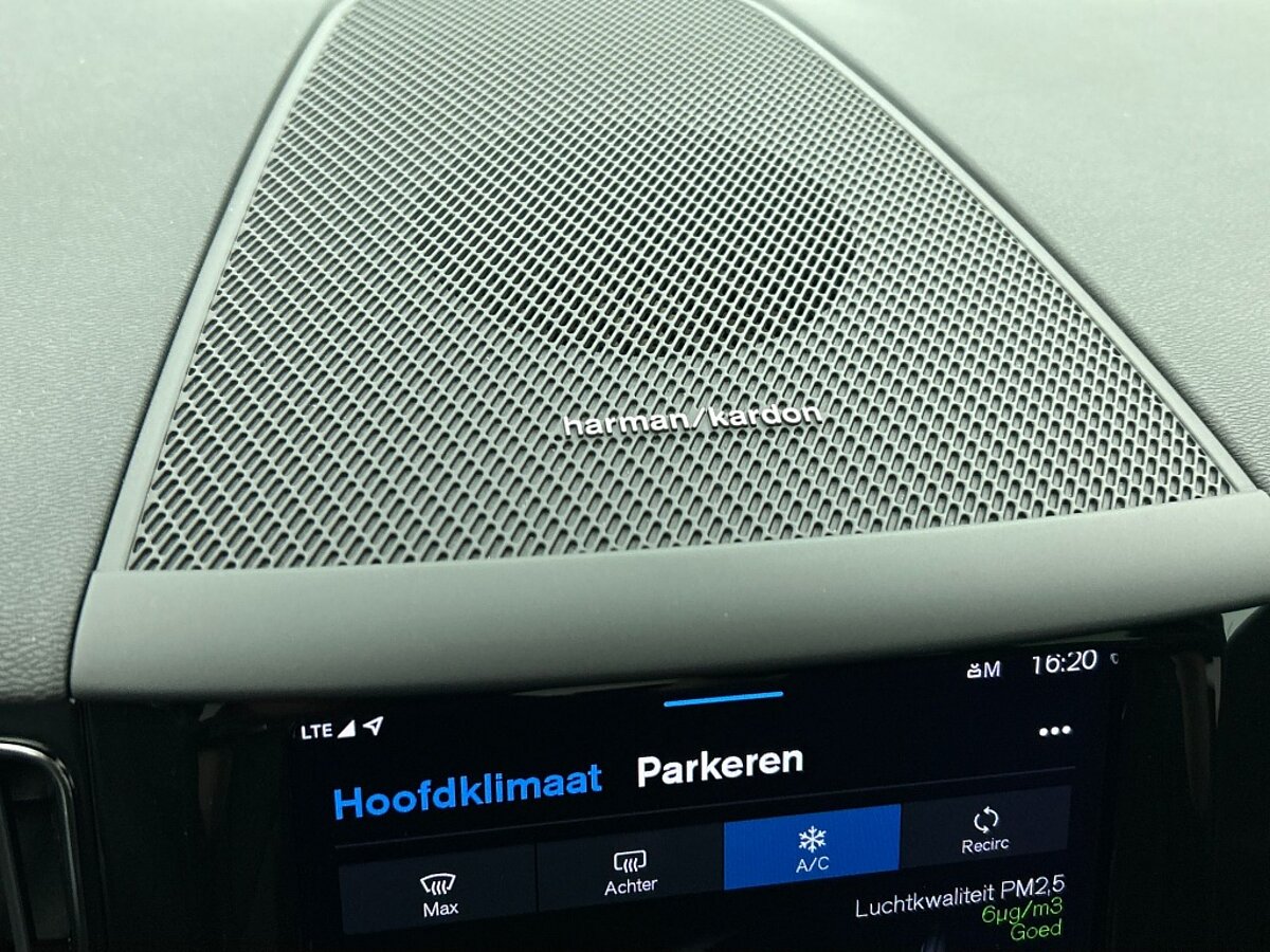 48575818 volvo xc60 2 0 t6 plug in hybrid awd inscription expression 4cc5d3