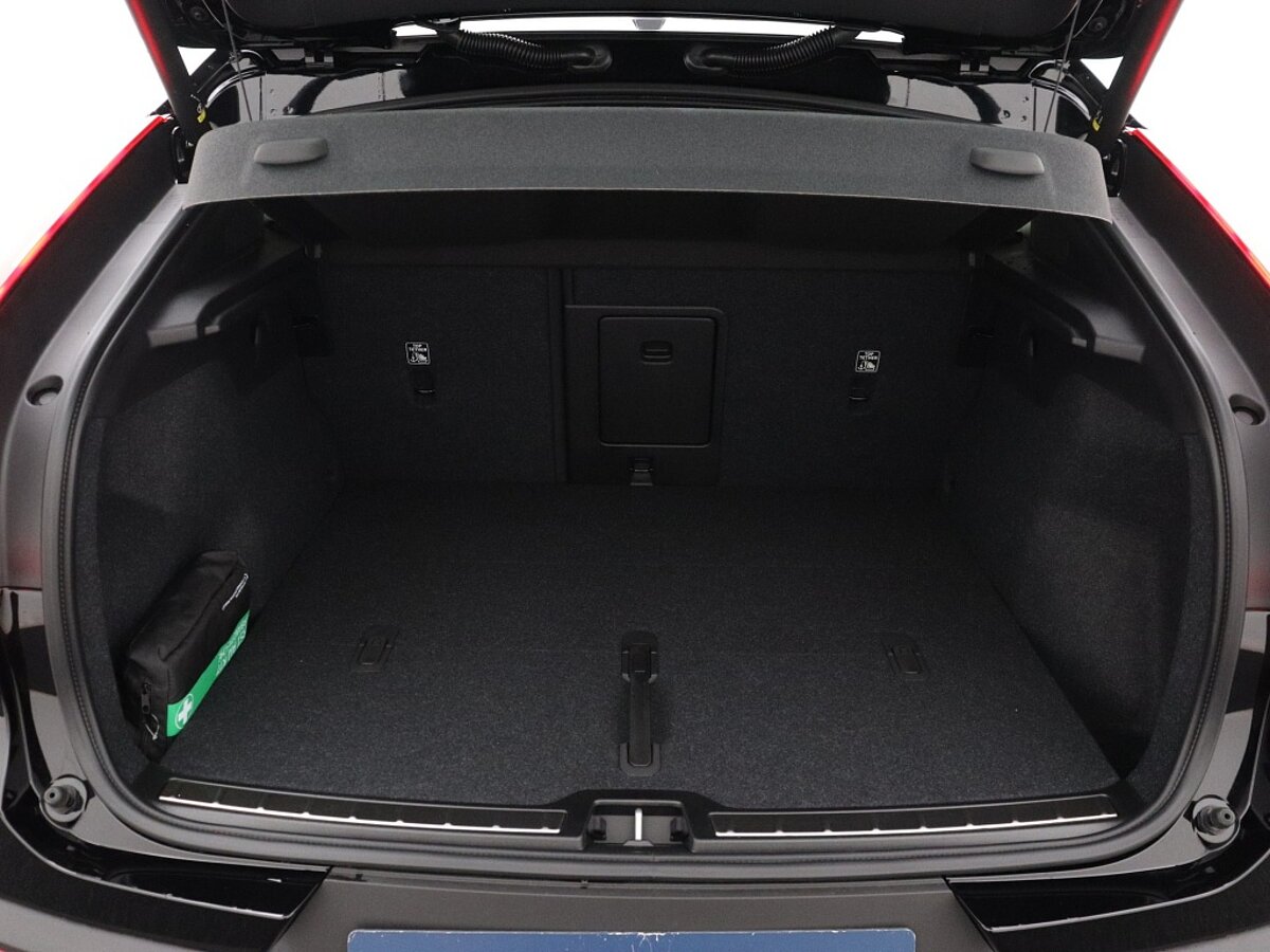 41742567 volvo c40 extended plus 82 kwh 6d9f5a