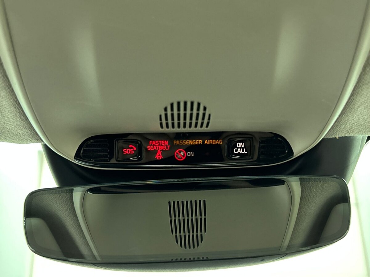 44458767 volvo xc40 1 5 t4 recharge r design expression trekhaak 82