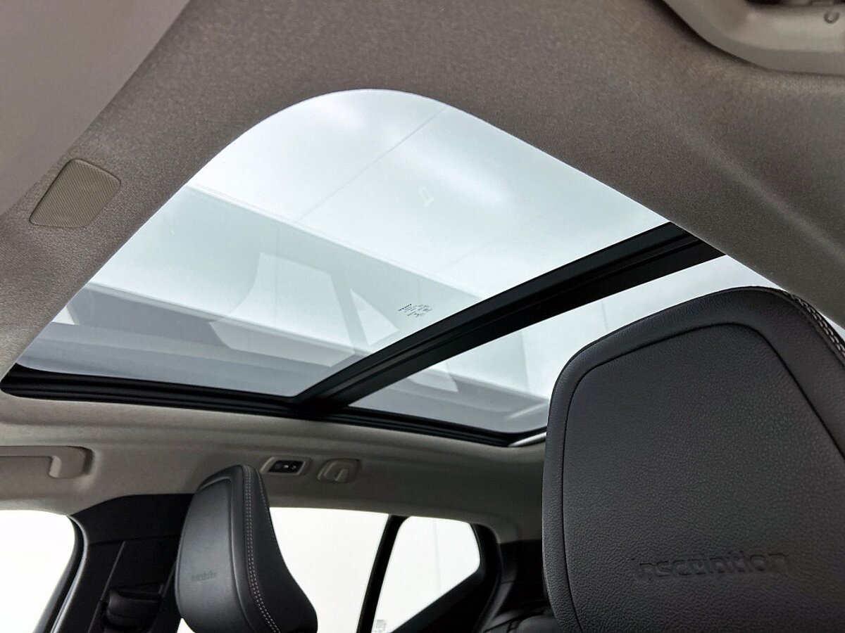 47908783 volvo xc40 1 5 t3 inscription panorama dak leder 18 lichtmetaal 84