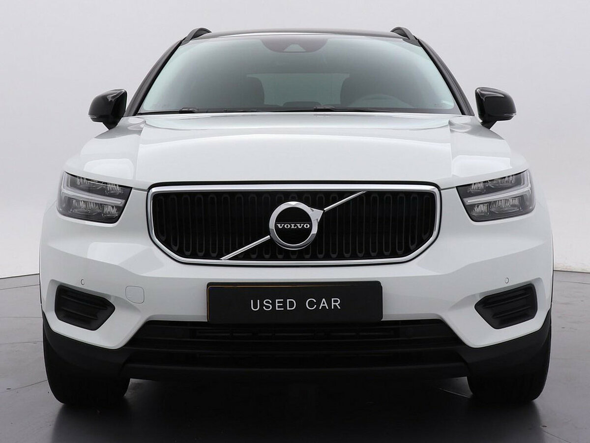 34674506 volvo xc40 1 5 t2 automaat r design look 2 05