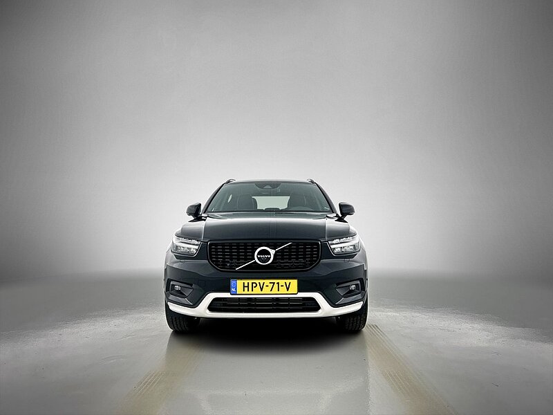 45429924 volvo xc40 1 5 t5 recharge r design 6 03