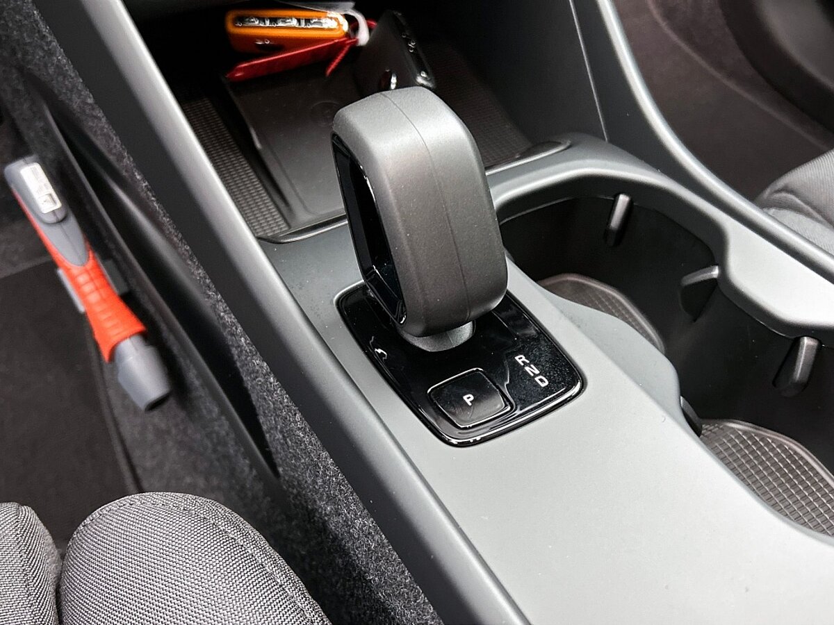 46180812 volvo ec40 ec40 plus dark 20 velgen power seats getint glas dakbog 9 03