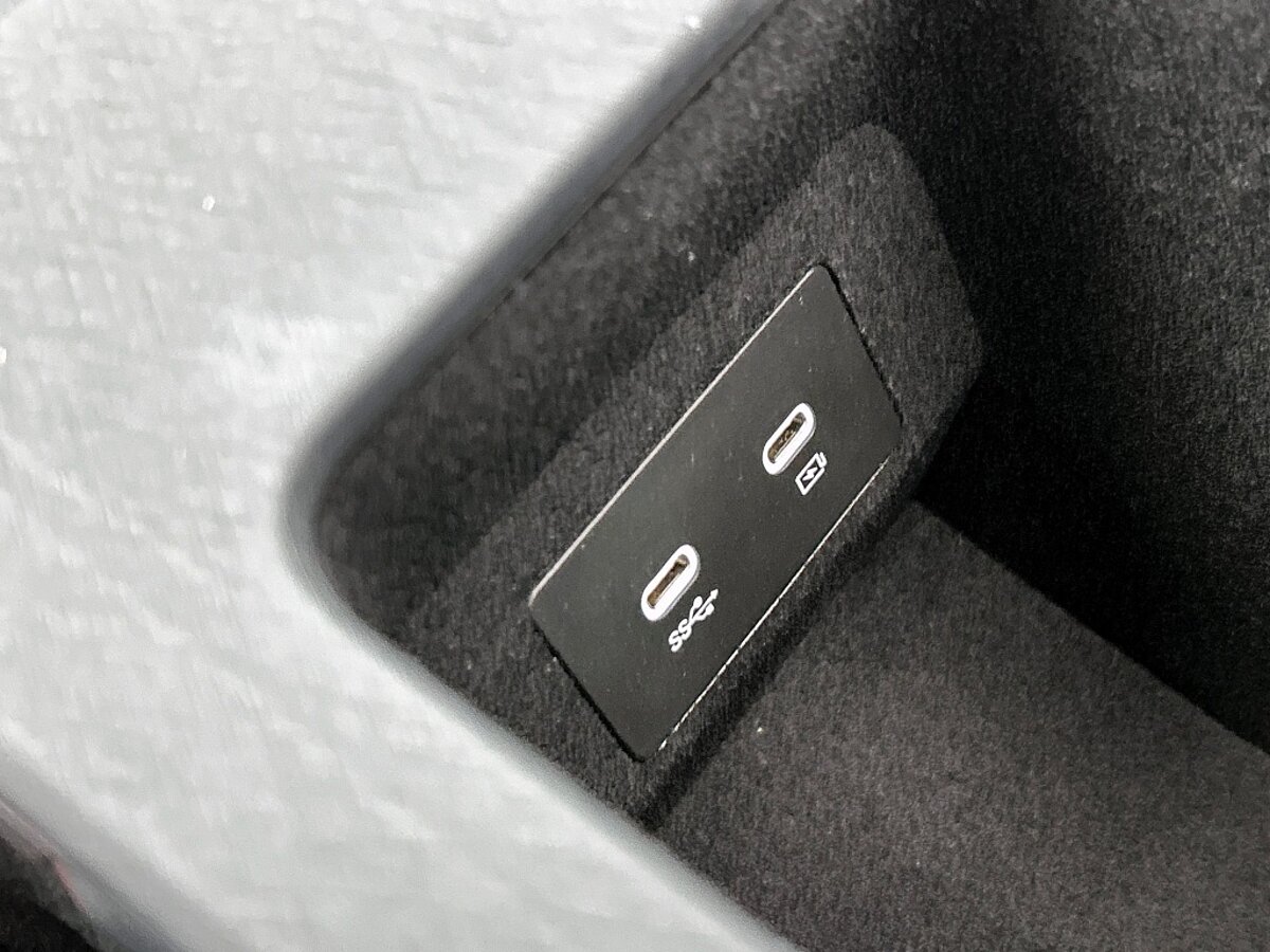 47307005 lynk co 01 1 5 more 261 pk 75km phev full option dealer demo 86