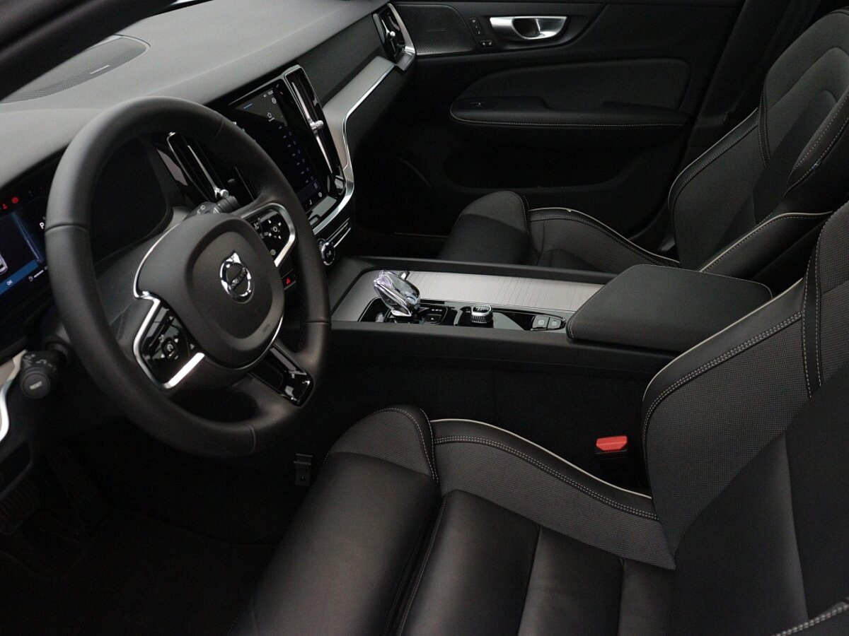 41603058 volvo v60 2 0 b3 plus dark panoramadak trekhaak 360a camera 5 04