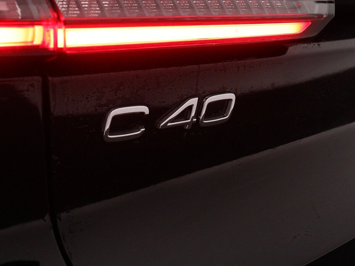 41742567 volvo c40 extended plus 82 kwh c454e4