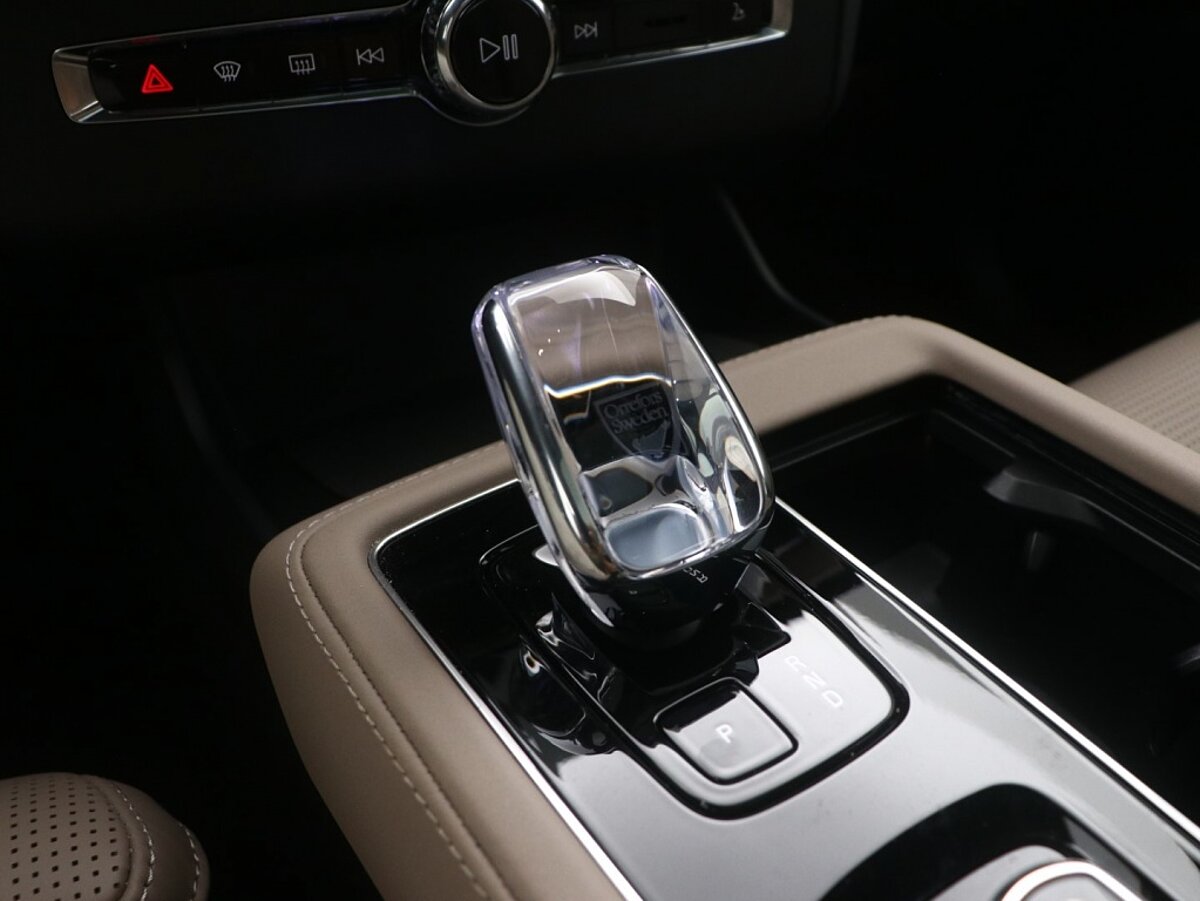 47021368 volvo xc90 t8 plug in awd ultra dark luchtvering trekhaak massagestoe 71d7af