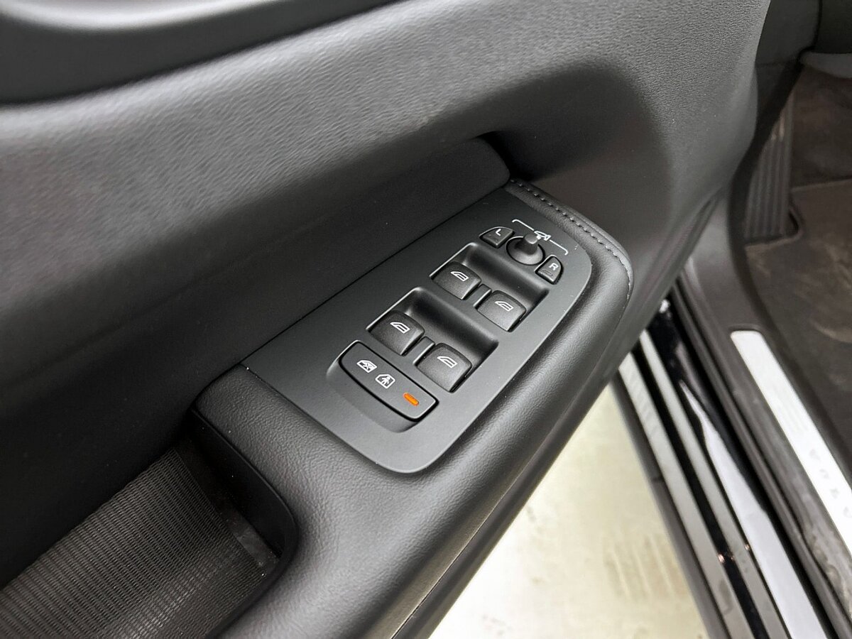 47302628 volvo xc60 2 0 t6 awd plus dark ledere bekleding trekhaak panoramisch 24