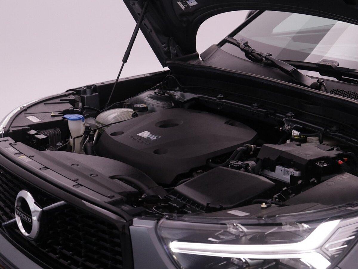 35475620 volvo xc40 2 0 t4 r design a92acd
