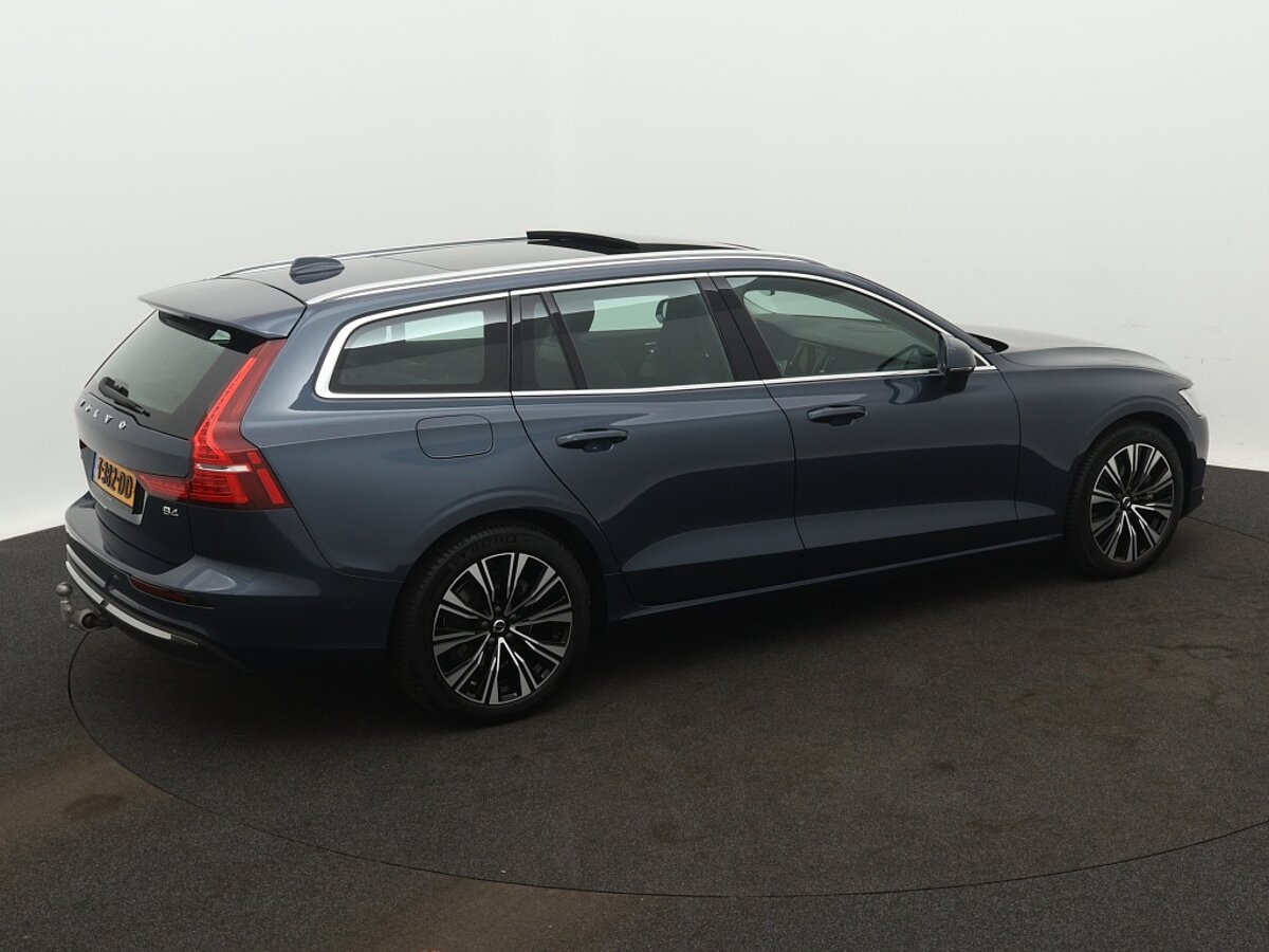 43882075 volvo v60 2 0 b4 plus bright panorama dak leder 360ao camera h k 02