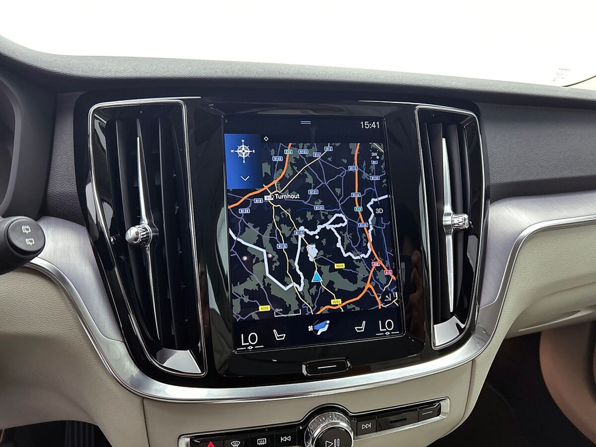 46446123 volvo v60 2 0 t5 momentum 59f384