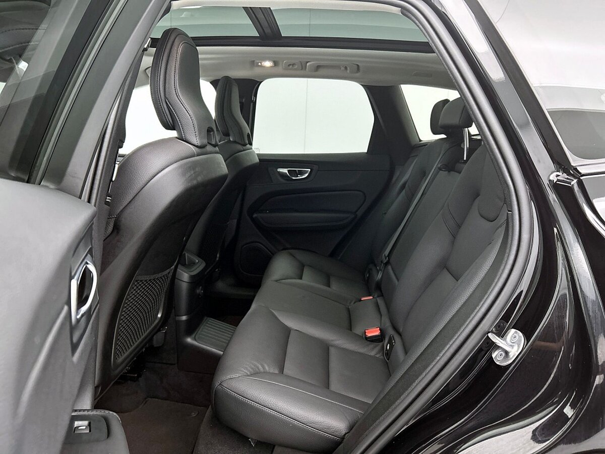 46500640 volvo xc60 2 0 t6 awd plus dark 360a camera trekhaak 87