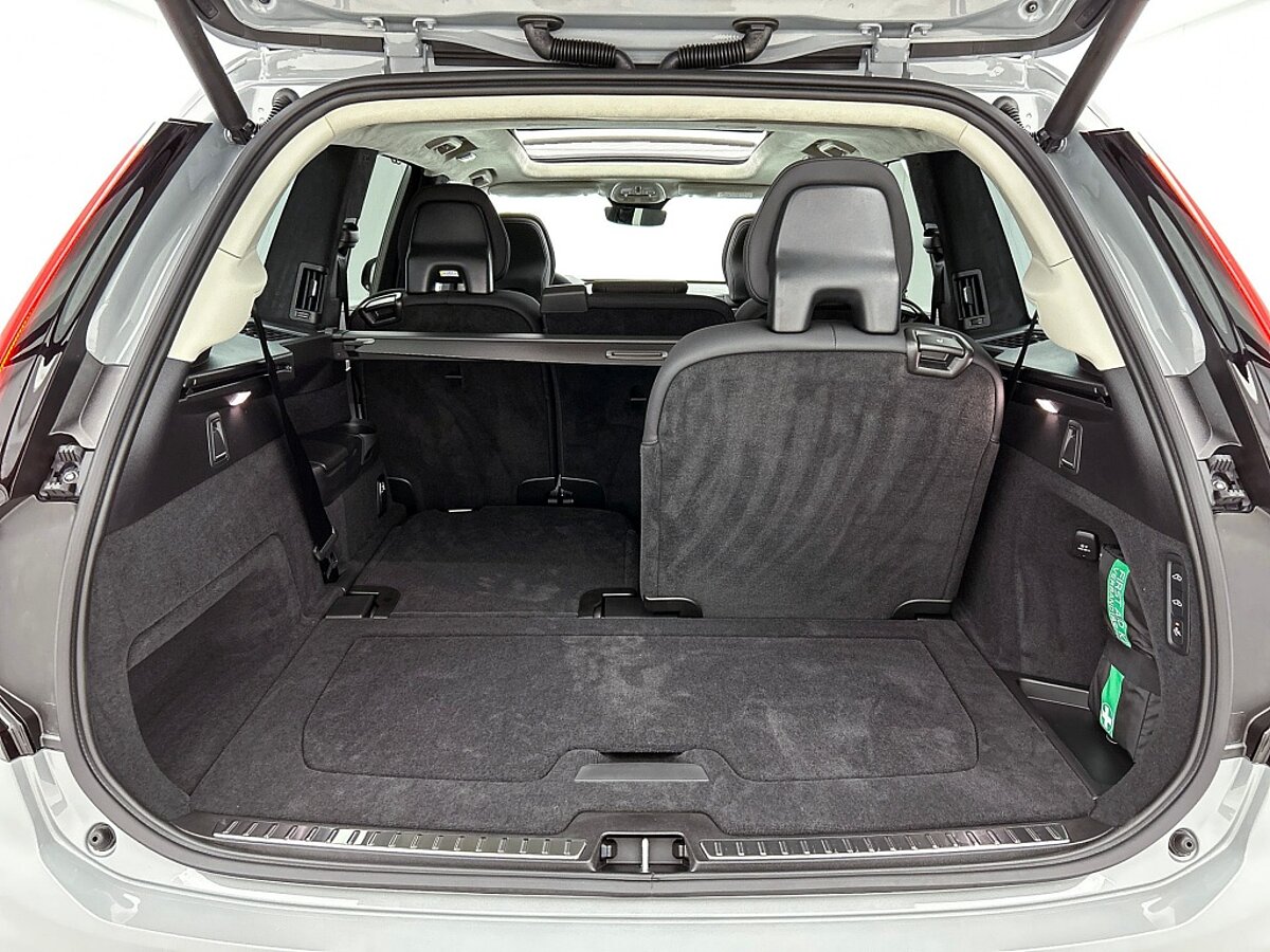 47542004 volvo xc90 xc90 t8 awd ultra dark luchtvering trekhaak 33