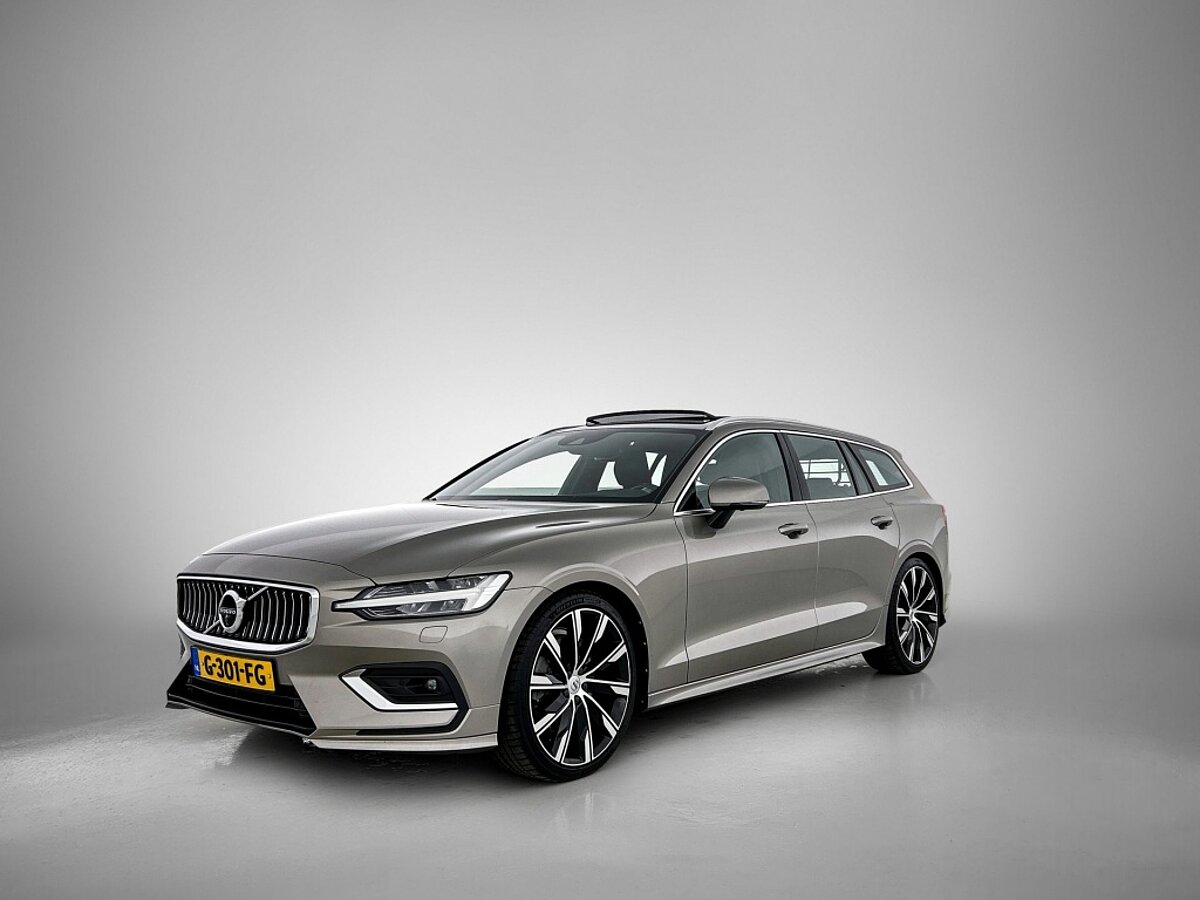 48741197 volvo v60 t6 awd 20 inch pano stoelventilatie 360 styling kit 3 01