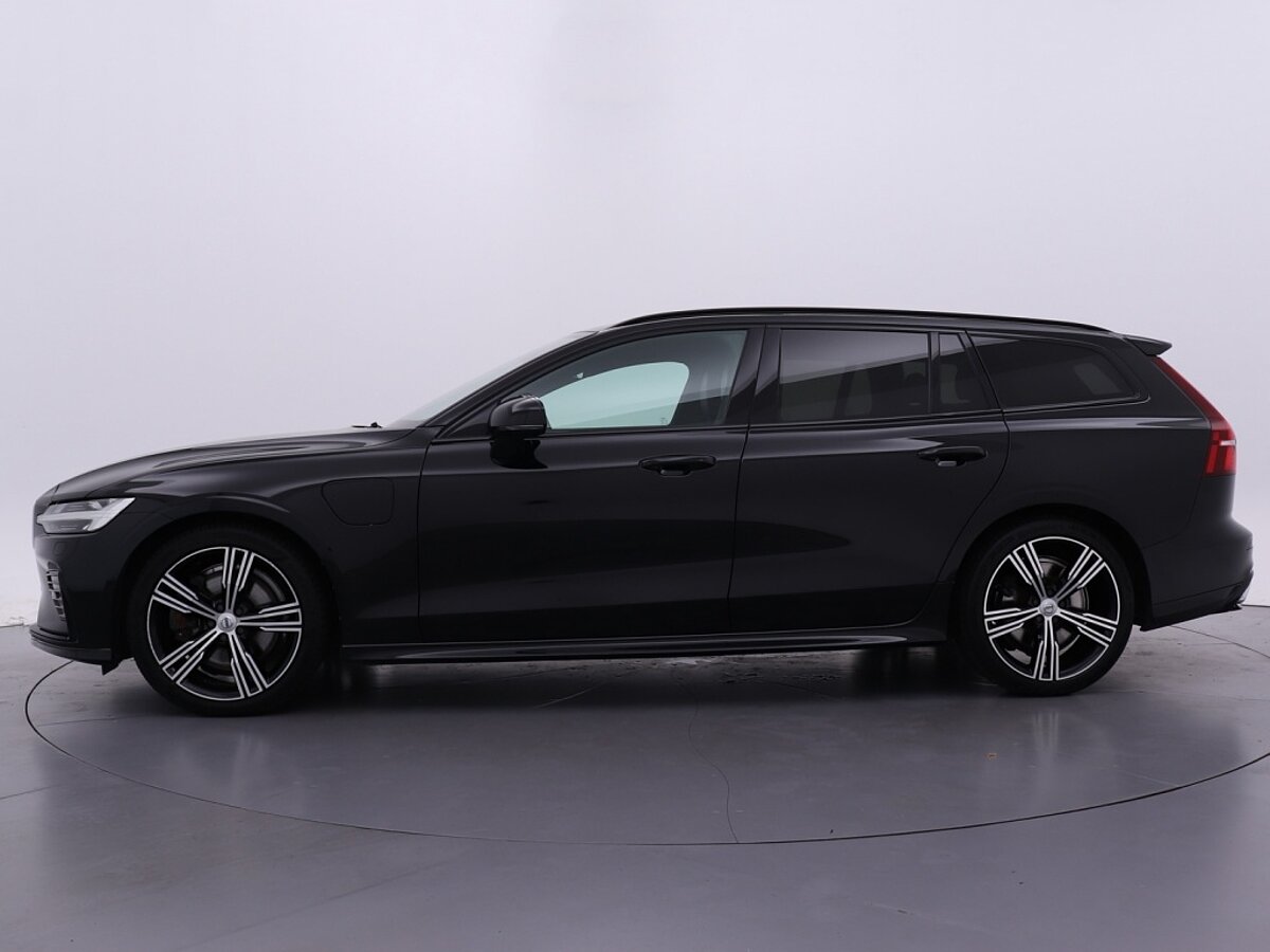 34771975 volvo v60 2 0 t8 recharge awd r design 8