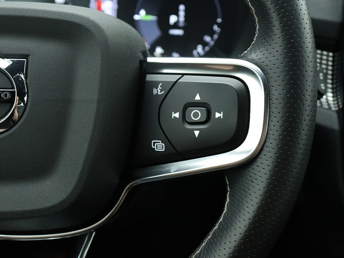 35139536 volvo xc40 1 5 t4 recharge r design i blis i adaptieve cruise control 50