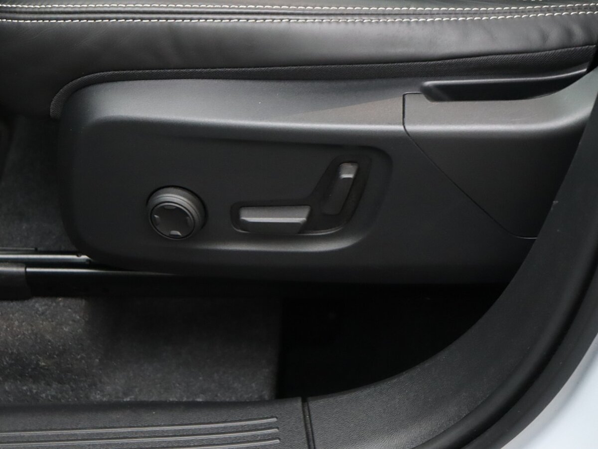 35405000 volvo xc40 1 5 t5 recharge r design panorama dak 360 camera e40a0a