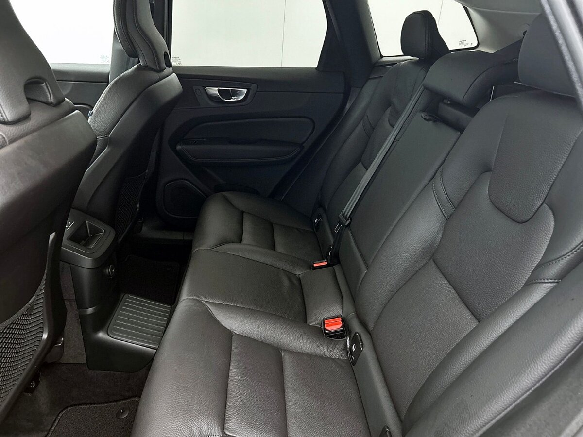 43680818 volvo xc60 2 0 t8 awd plus dark harman kardon panoramadak 738abf