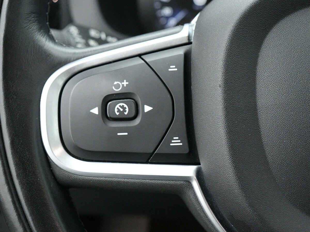 34254985 volvo xc60 2 0 t5 momentum blis parkeercamera alarm 99