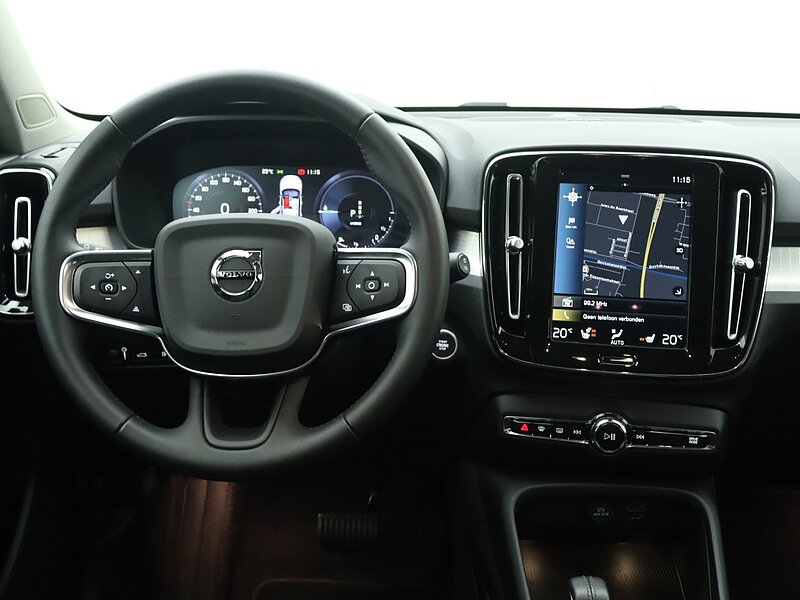 35013438 volvo xc40 1 5 t5 recharge inscription 6 07