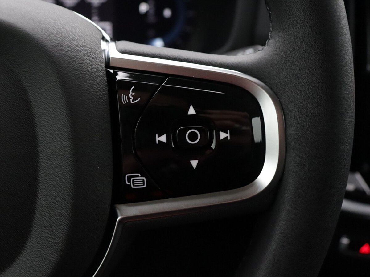 41451649 volvo v60 cross country 2 0 b5 awd core 61aad4