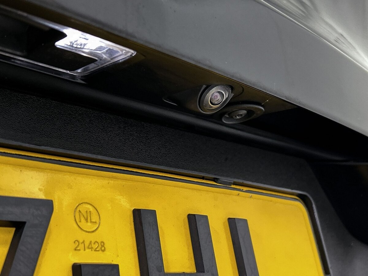 44407023 volvo xc40 1 5 t4 recharge inscription trekhaak achteruitrijcamera 28d205
