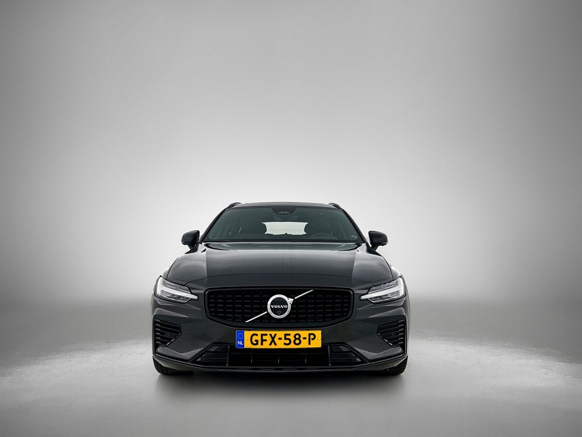 45956154 volvo v60 2 0 t6 awd plus dark 360a camera trekhaak panoramadak 7