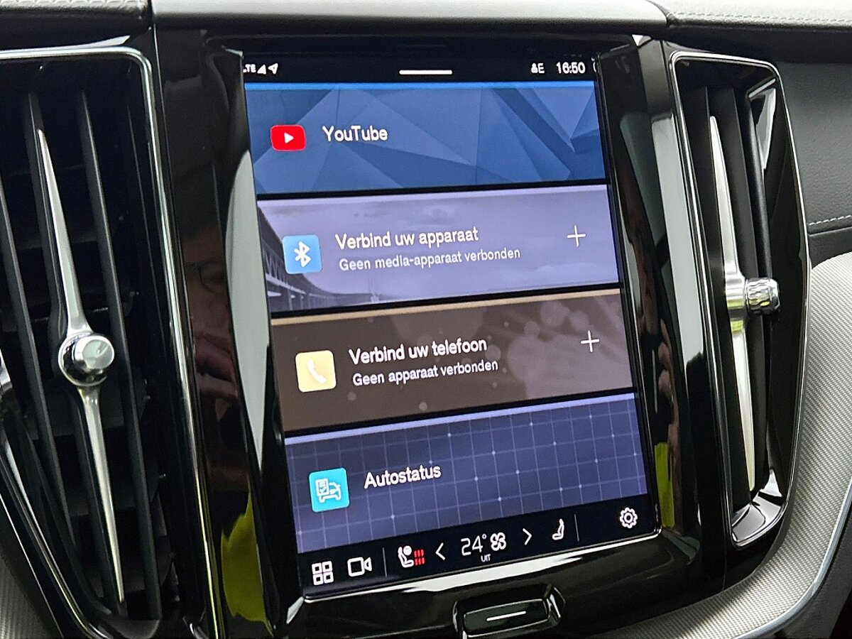 47588242 volvo xc60 2 0 t6 plug in hybrid awd ultimate dark 360 camera adative a4a3d0