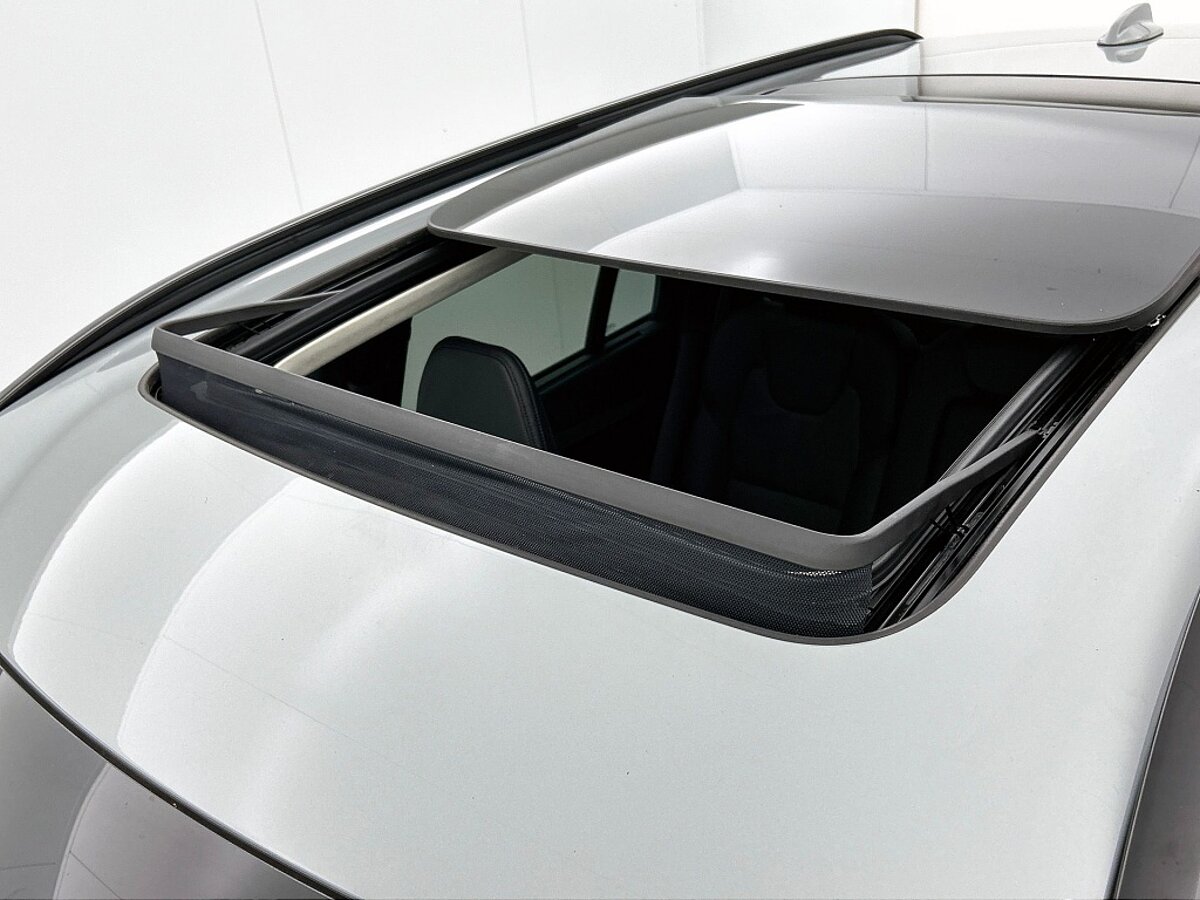 49264734 volvo xc90 t8 dark pano long range 360 20 inch trekhaak 51