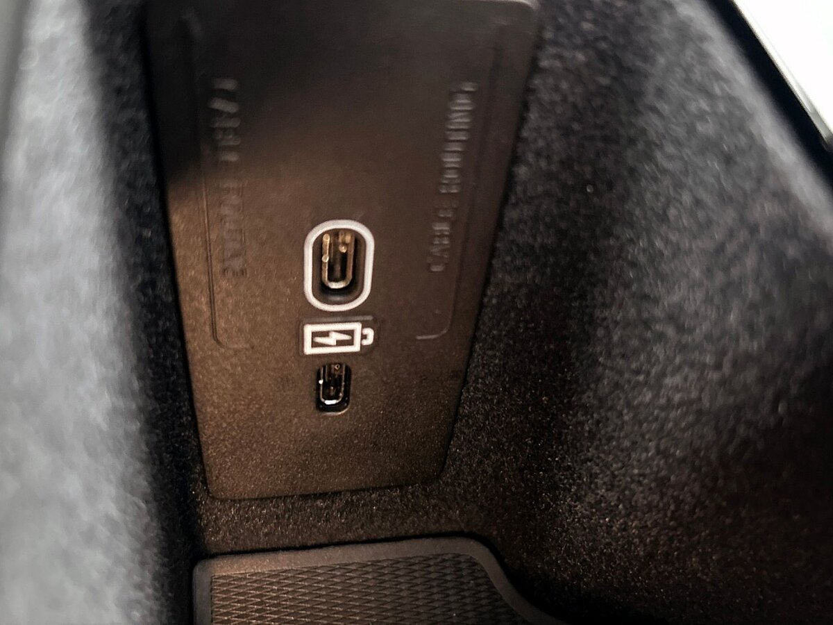 43680818 volvo xc60 2 0 t8 awd plus dark harman kardon panoramadak cadc68