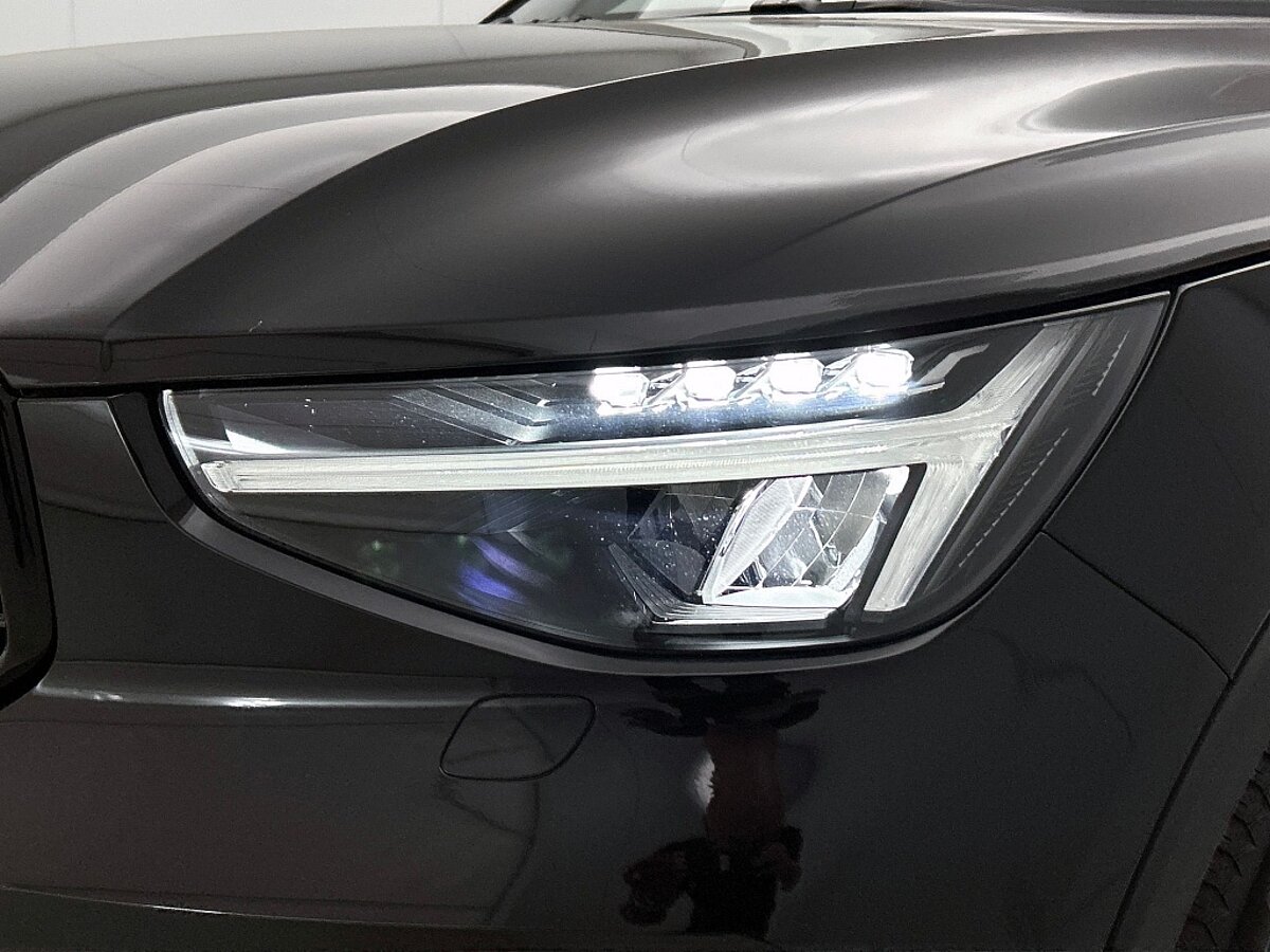 46060550 volvo xc40 1 5 t4 plus dark 62