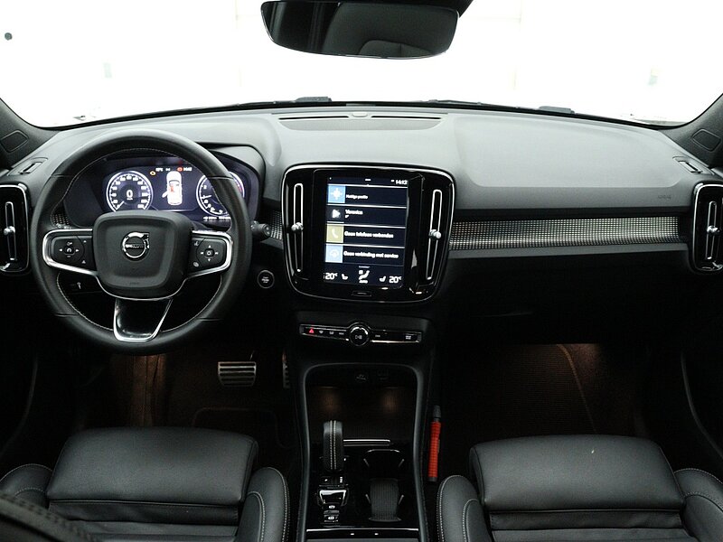 34451055 volvo xc40 1 5 t3 automaat r design leder navigatie bluetooth park 6 09