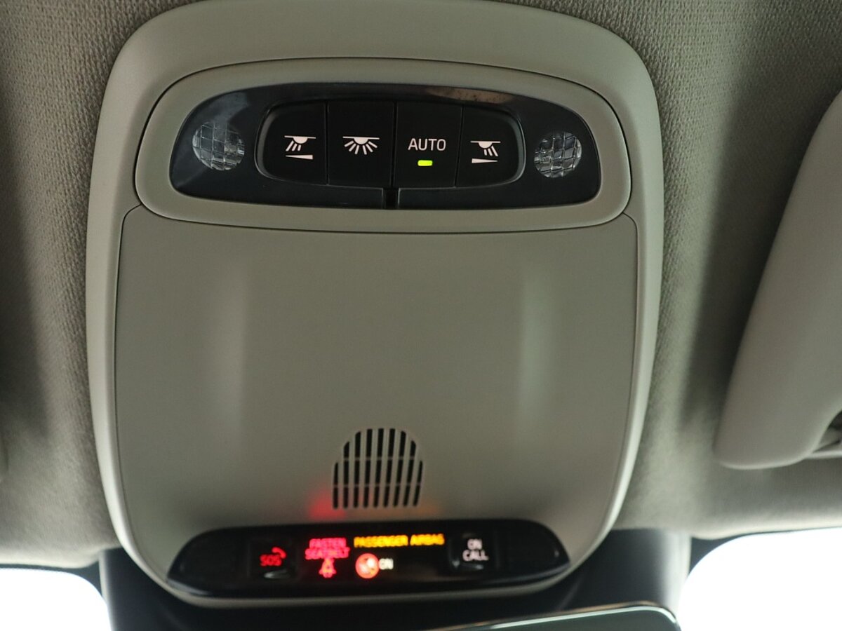 35125842 volvo xc40 1 5 t4 recharge inscription 73