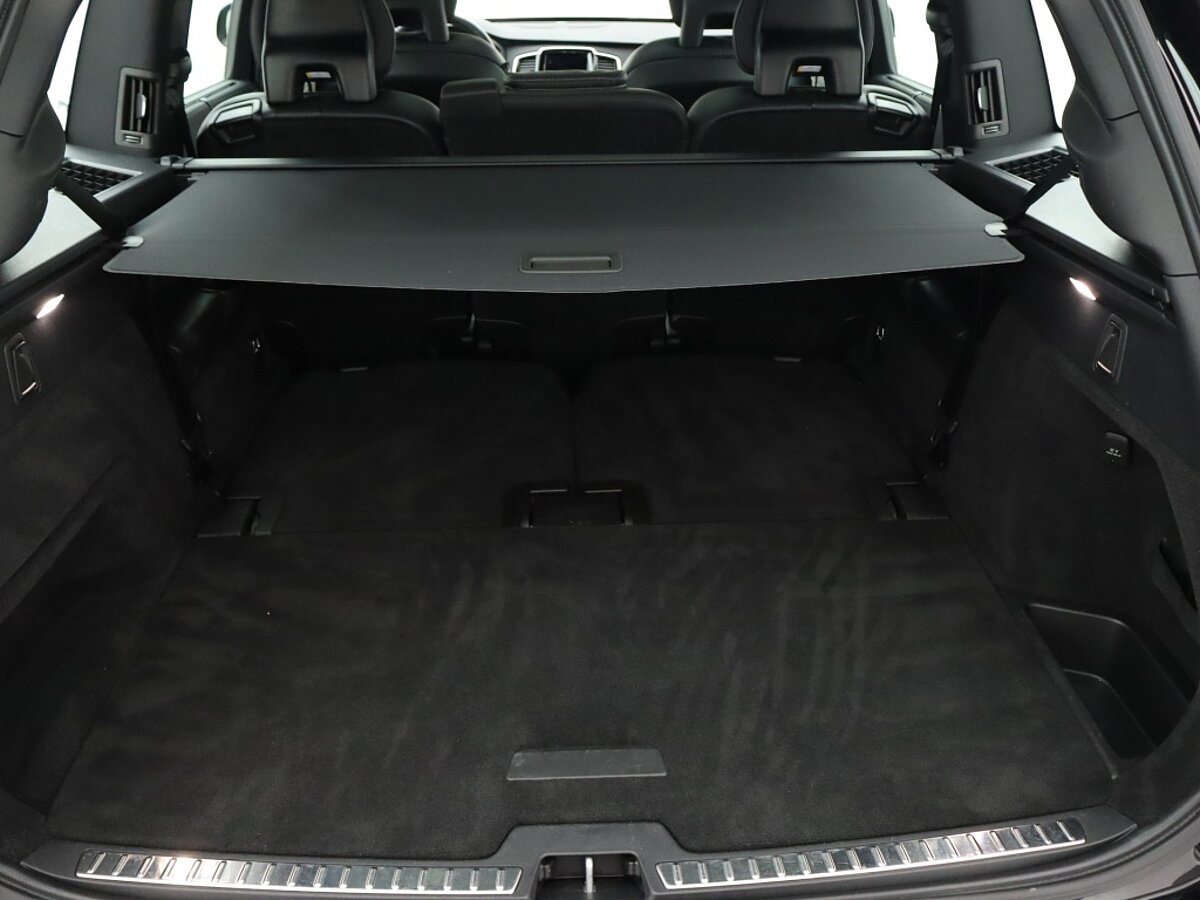 35603829 volvo xc90 2 0 t8 awd r design fb12c0