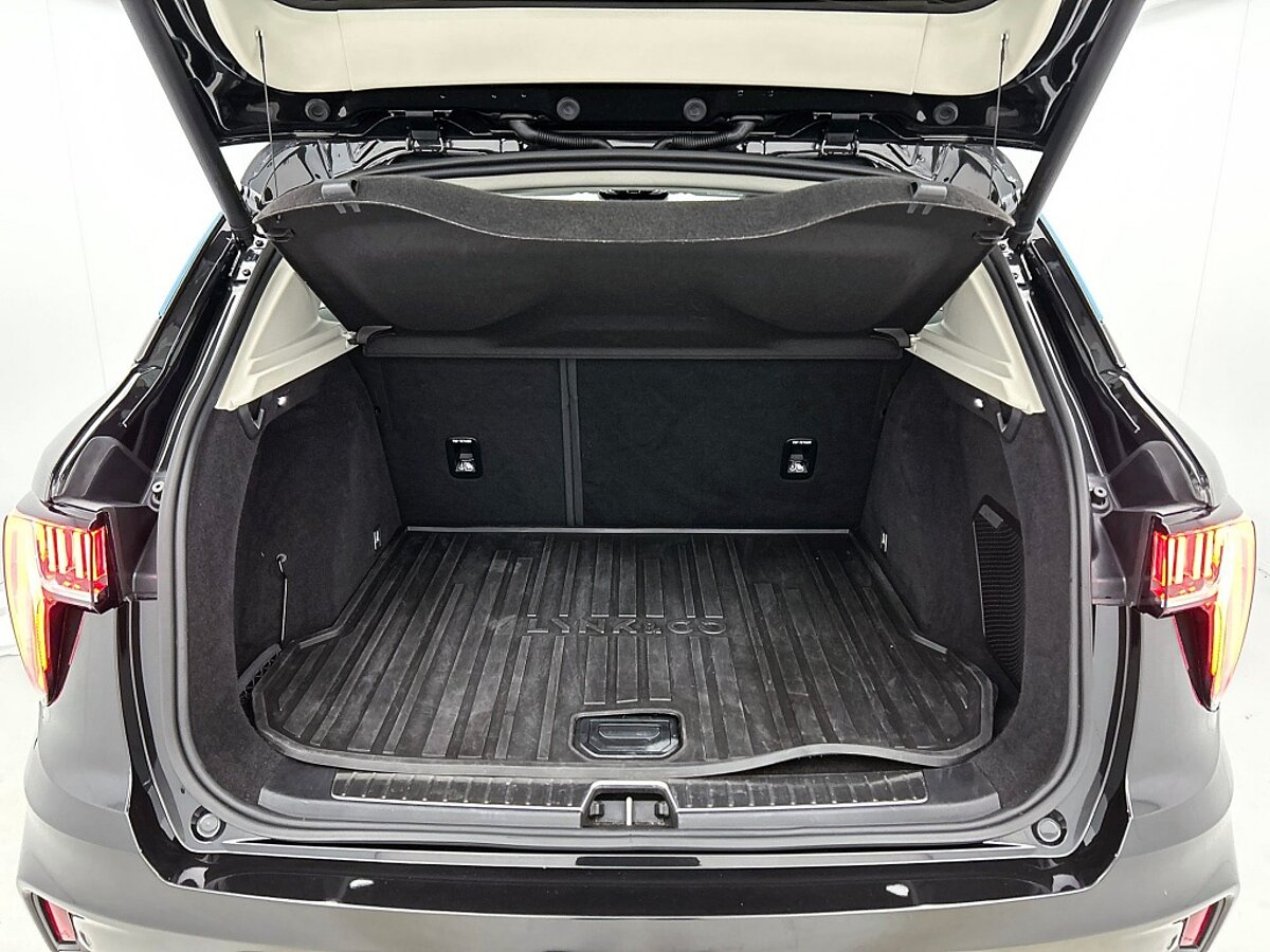 46588614 lynk co 01 1 5 phev business ed schuifdak 360 camera climate adapt 16