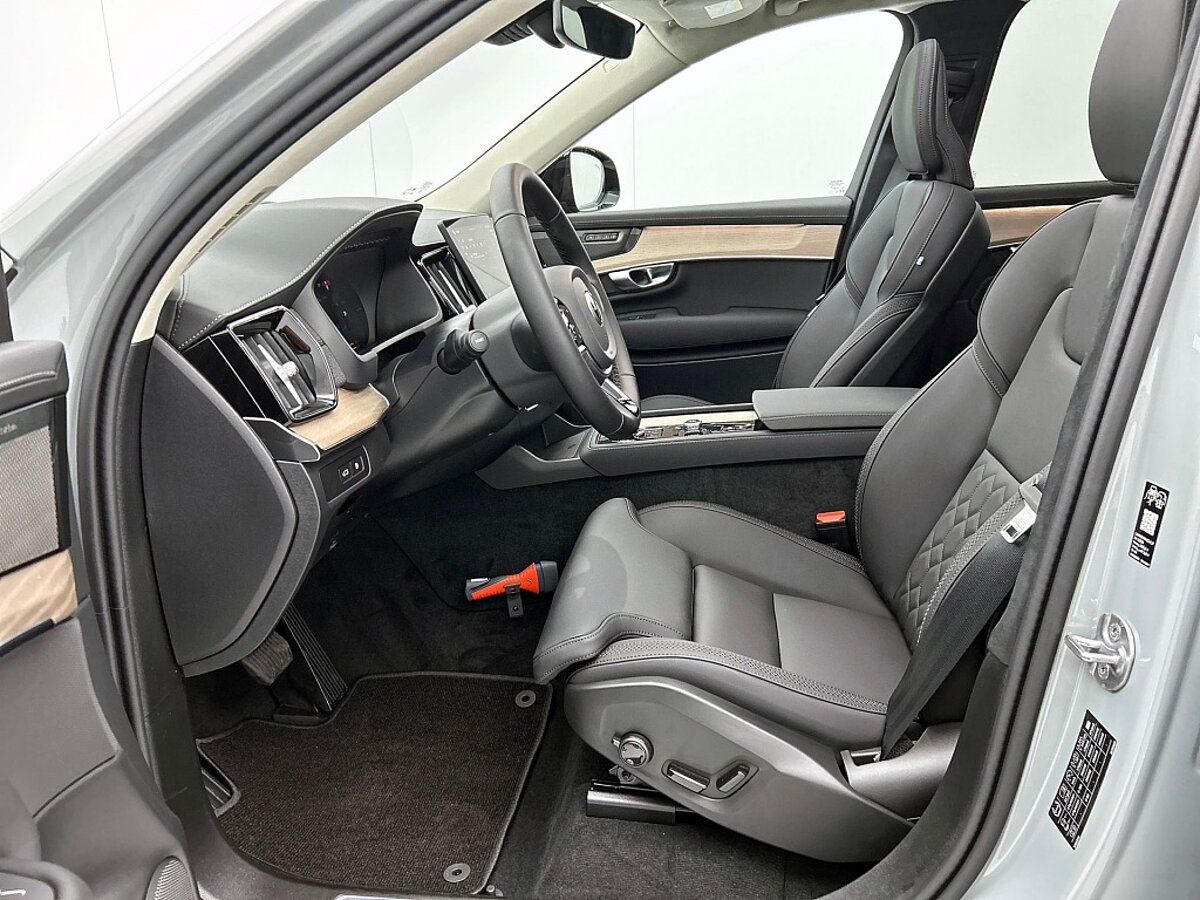 47542004 volvo xc90 xc90 t8 awd ultra dark luchtvering trekhaak 51