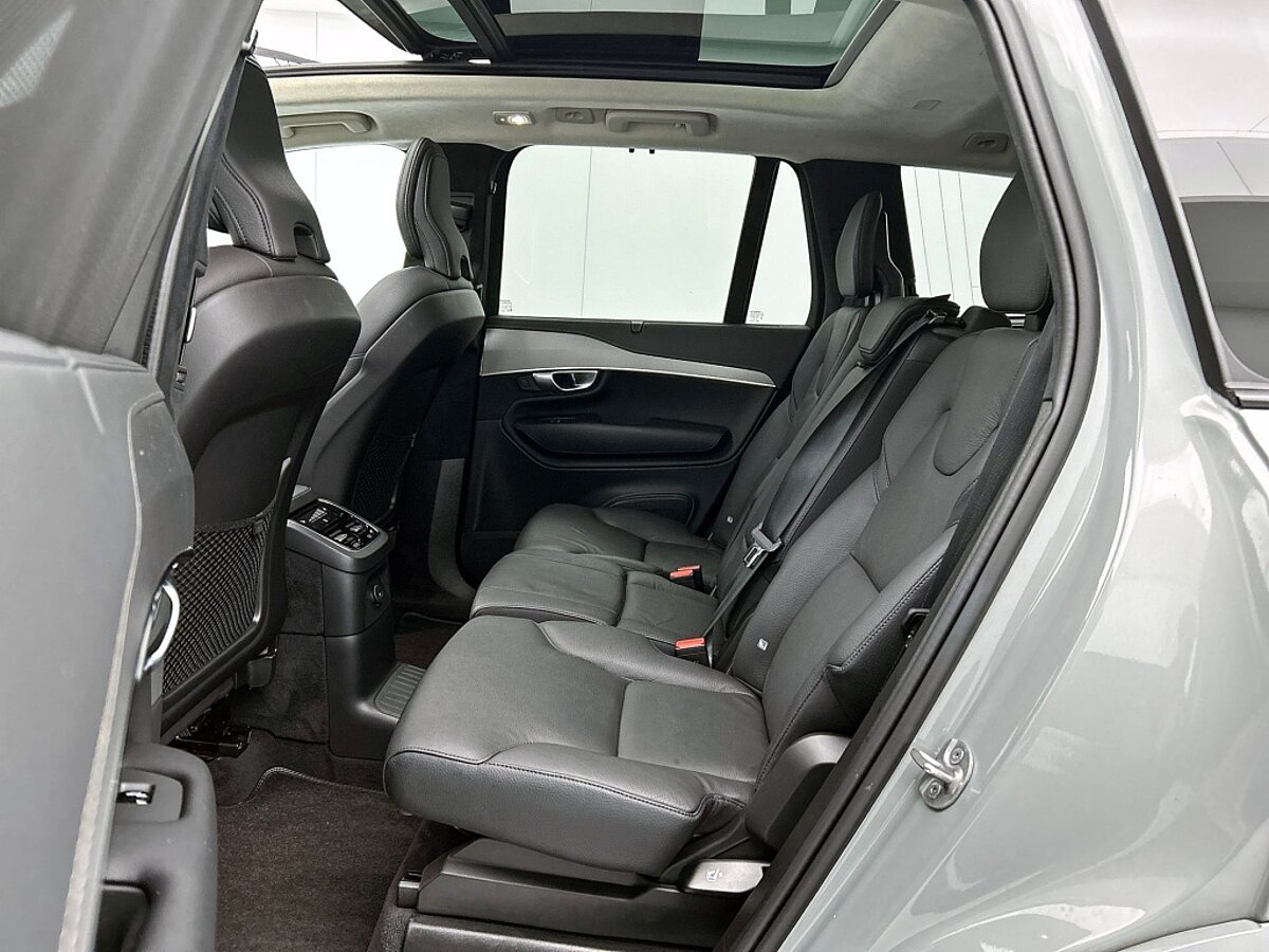 49264734 volvo xc90 t8 dark pano long range 360 20 inch trekhaak 46