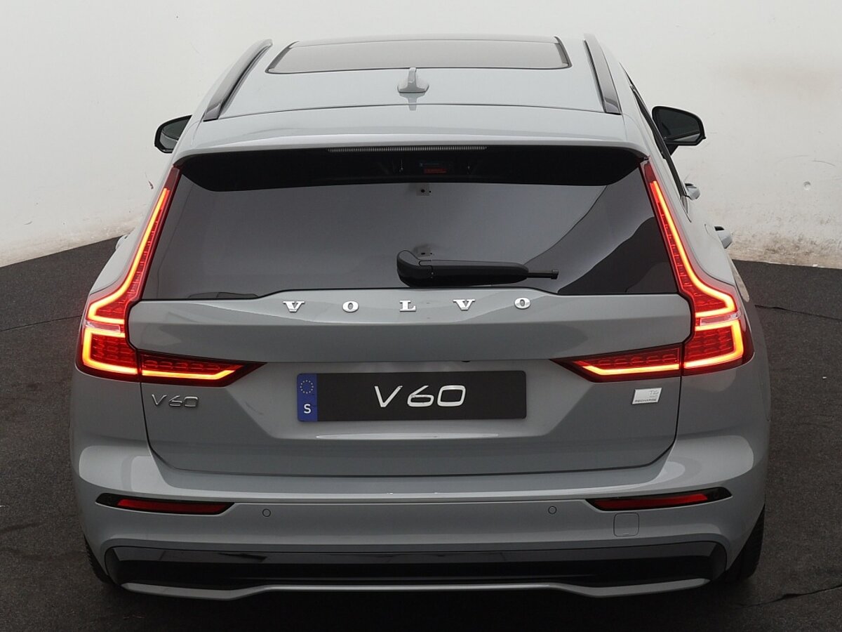 42455185 volvo v60 2 0 t6 awd ultimate dark panoramadak rondomzicht camera 19 9 10