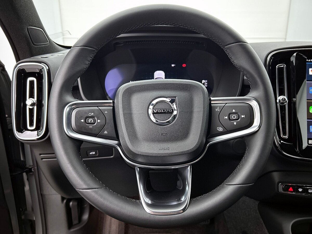 47908784 volvo xc40 extended plus 82 kwh trekhaak camera 19 lichtmetalen vel 45